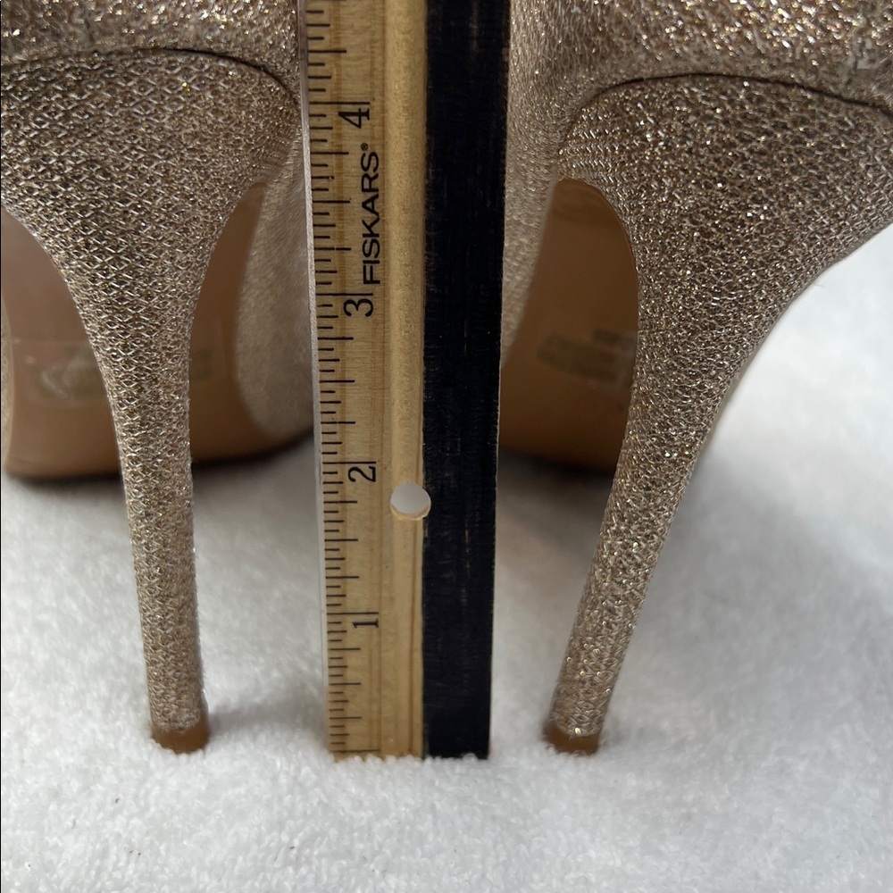 Shoe Land Glittering Gold Heels - Picture 4 of 5